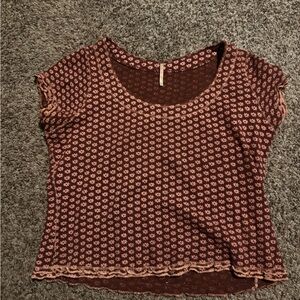 Free People Short Sleeve Scoop Neck Floral Knit Top - Pink on Burgundy